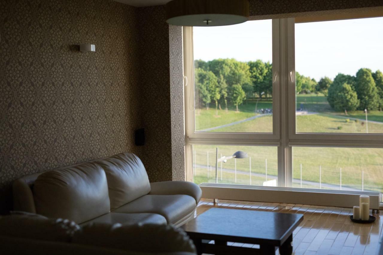 Cozy Apartment With A Wonderful Lake View Telšiai Dış mekan fotoğraf