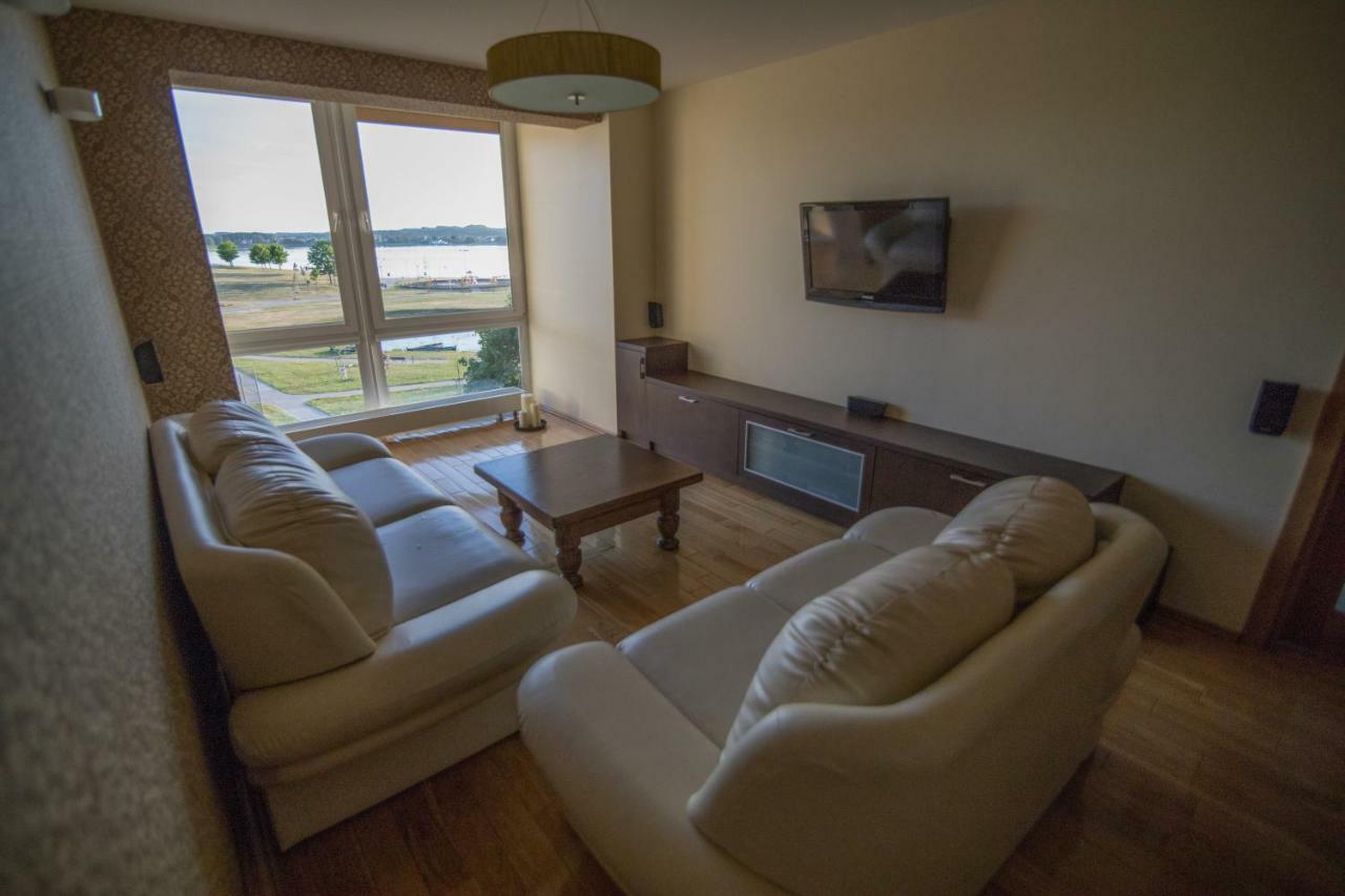 Cozy Apartment With A Wonderful Lake View Telšiai Dış mekan fotoğraf